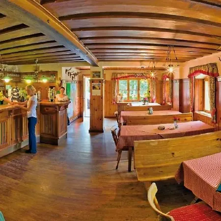 Gaestezimmer Buchegger * Krumbach (Lower Austria)